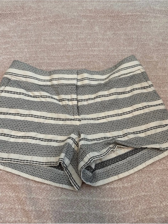 LOFT Pants - LOFT Black & White High Waist Striped Women’s Shorts